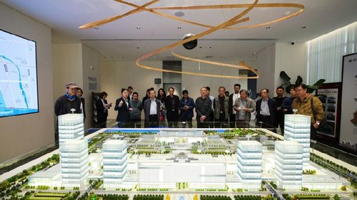 濟(jì)寧市文化交流協(xié)會(huì)攜手濟(jì)寧城投開展鳳凰網(wǎng)山東采風(fēng)創(chuàng)作活動(dòng)，深化文化合作與創(chuàng)新